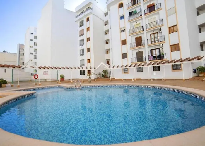 شقة Penthouse Retreat With Pool كاليبي
