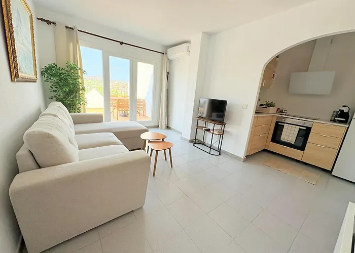 Penthouse Retreat With Pool * كاليبي